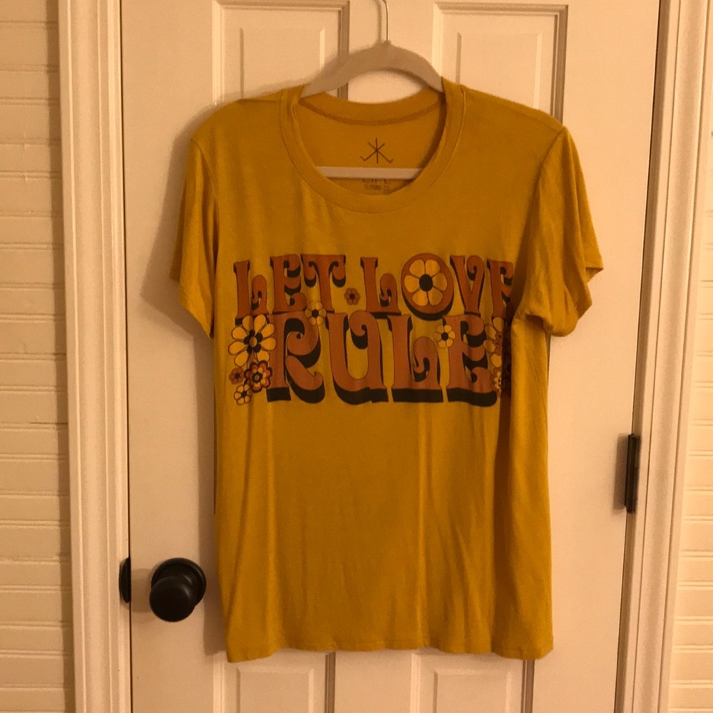 Hippie, “let love rule” shirt. True to size